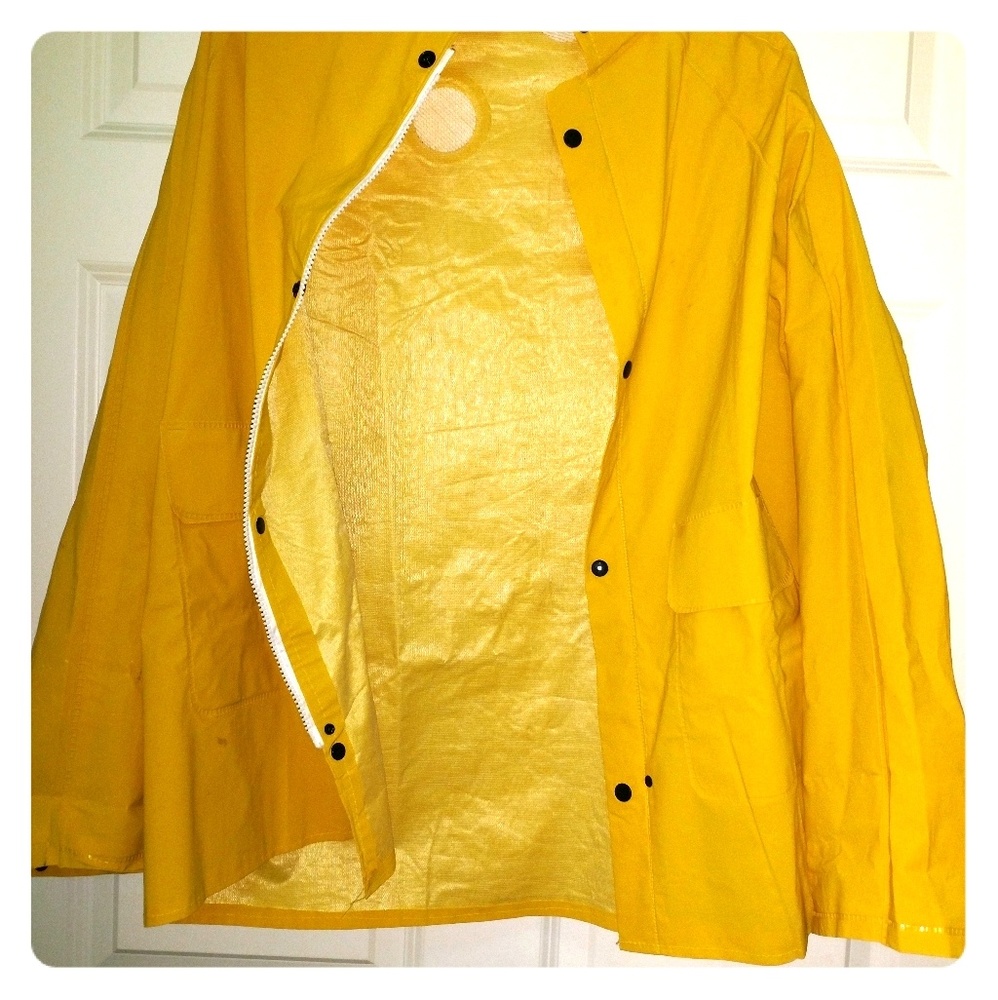 Rain coat